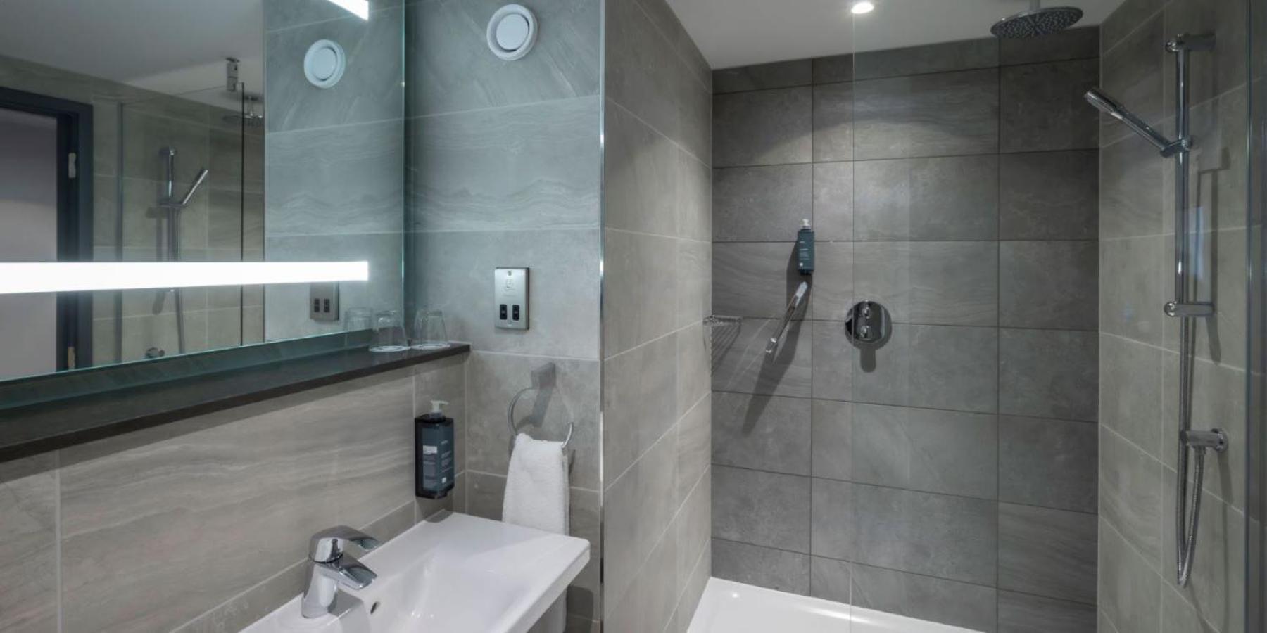 Maldron Hotel Manchester Cathedral Quarter سالفورد المظهر الخارجي الصورة